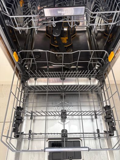Whirlpool 6 Sense Dishwasher