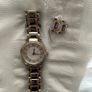 36mm guess watch (park ave. 2 tone model) new battery Image 4