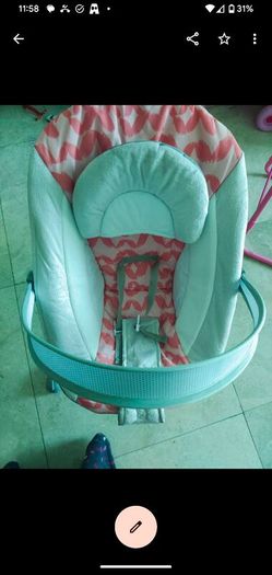 Baby relaxing chair