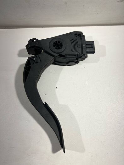 8K1723523A Audi A4 A5 A6 A7 A8 Q5 accelerator pedal electronics module A3l2b210g