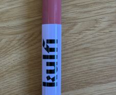 Kulfi Lassi Lip Staining Lip Oil in Rose