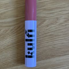 Kulfi Lassi Lip Staining Lip Oil in Rose