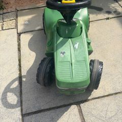Tractor kids