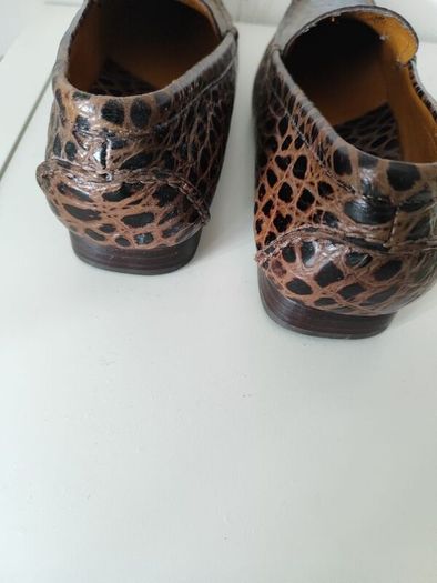 Ladies Shoes size 5.5lovel