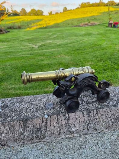 Brass signal cannon