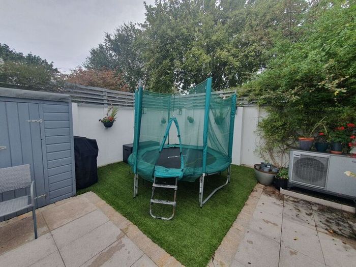 Trampoline