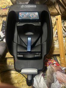 maxi cosy isofix seat and base