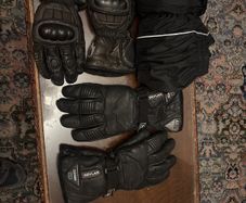 Motorbike gloves and Rainsuit