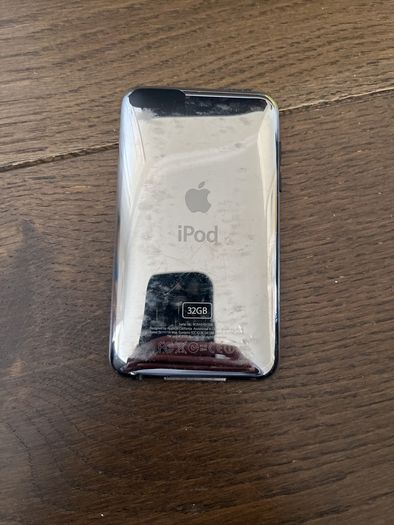 Apple iPod touch 2nd Generation Black
