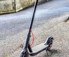 Electric scooter
