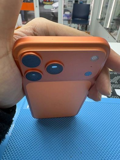 iPhone 17 Pro Max 256GB | A+ Grade | 100% Battery | Apple Warranty | Orange / Blue