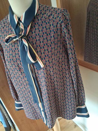 Lovely Savida Navy Mix Blouse M