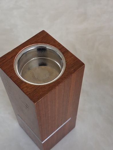 Set of 2 Candlestick Holders
