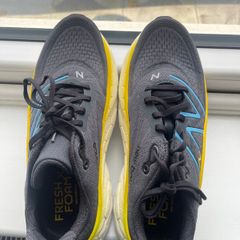 Unused New Balance Mens More V4 Running Shoes - Black