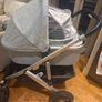Uppababy Vista Travel System with Cybex Babyseat & Base Image 10