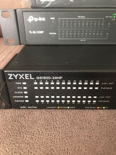 Network switches 2x10/100 1x10/100/1000