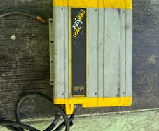 Heavy-duty Statpower PROsine 1800 True Sine Wave Inverter