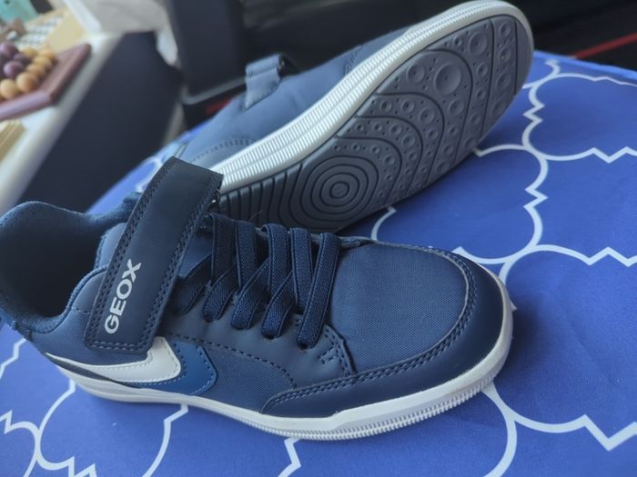 Brand new GEOX kids trainers