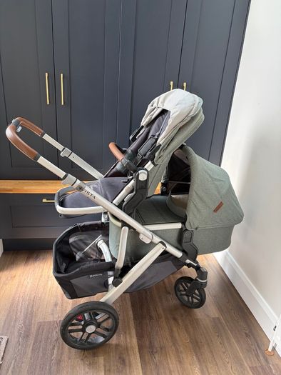UPPAbaby Vista in Emmett plus accessories