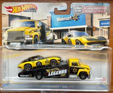 Hot Wheels Custom Corvette Stingray Coupe & Carry On