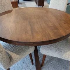 150cm Round Dining Table Ex Display Like New