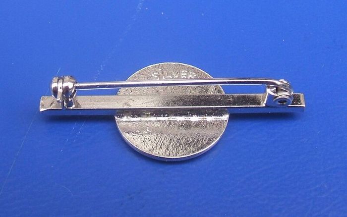 NBTS (National Blood Transfusion Service UK) - a "silver" blood donor badge awarded on the 25th donation (c.1980s)