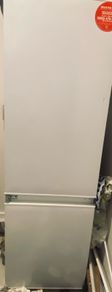 Integrated fridge freezer