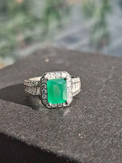 Lovely Vintage Ladies 925 Sterling Silver Ring
