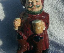 SIR JOHN FALSTAFF D6062 (Royal Doulton) - a vintage large size toby jug (8.5" height)