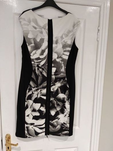 M and S Dress Size 18