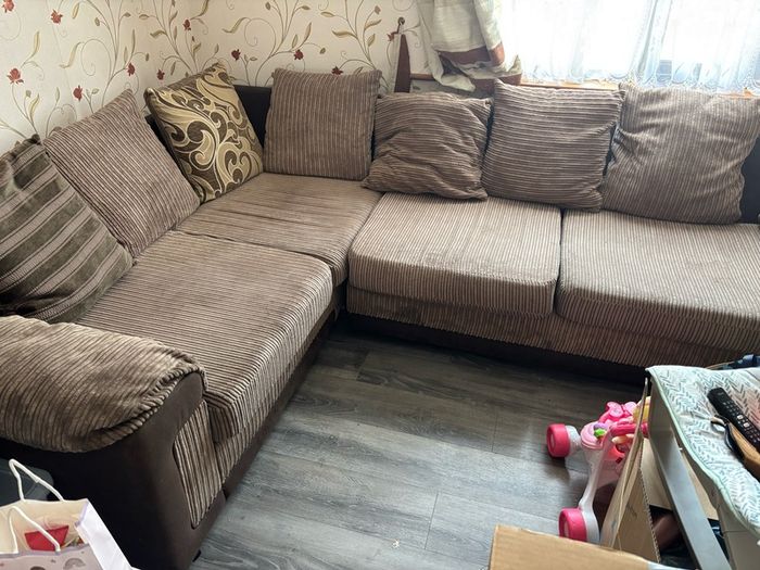 L sofa