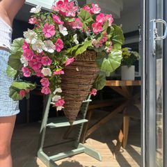 Brand new Artificial hanging basket