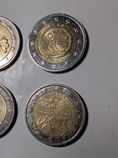 4 x Collectable 2 Euro coins.