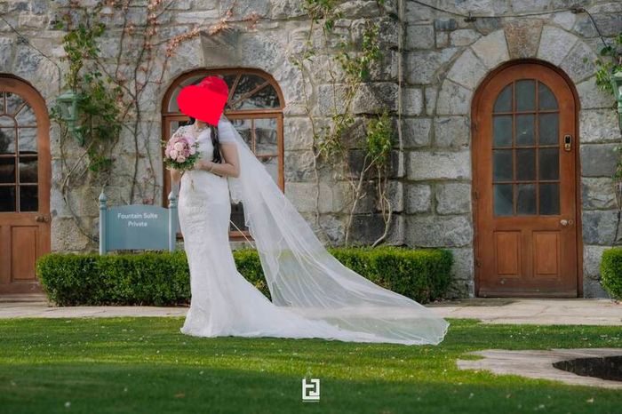 Wedding gown