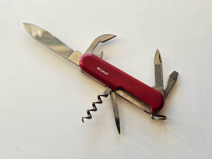 Vintage Wenger Commander Discontinued 85mm Swiss Army Knife Collectable