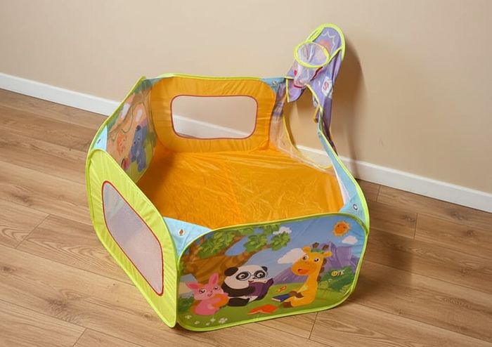 GIM Kids Play Tent, New & Unused