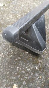 Toyota Hiace Roof Bar and brackets