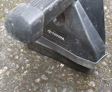 Toyota Hiace Roof Bar and brackets