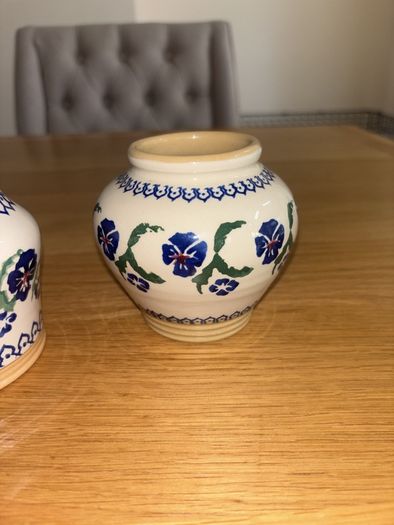 Nicholas Mosse Retired Set of 2 Blue Pansy Bud Vases