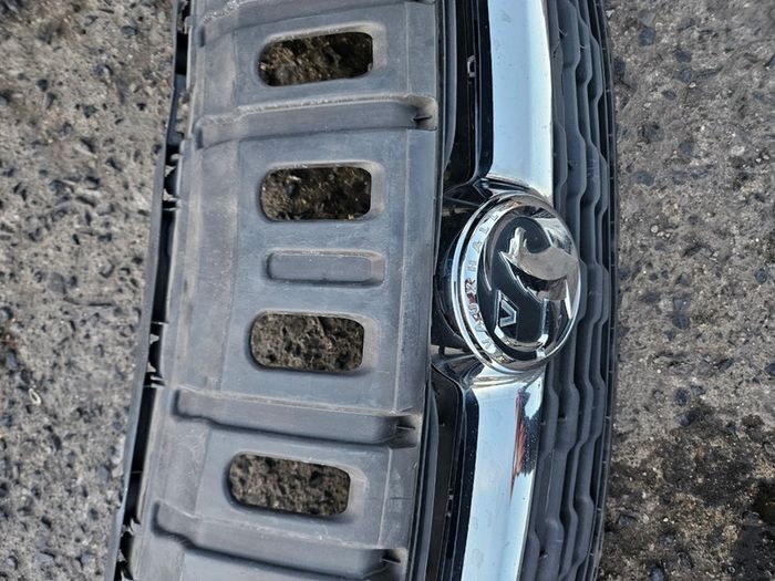 Vauxhall / Opel front grille 2008 2014