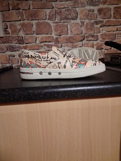 sneaker