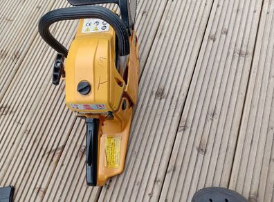 chainsaw