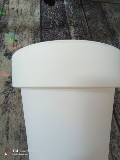 NEW.plastic plant pot