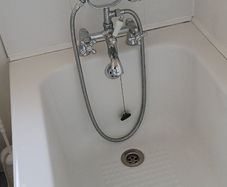 Bath and mixer taps