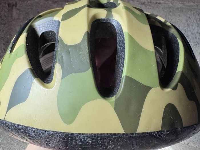 Wag junior bike helmet