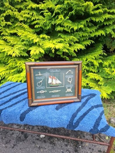 Medium ship frame sea decor
