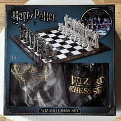 Harry Potter Noble Collection Wizard Chess Set - Complete Sorcerers Stone Edition