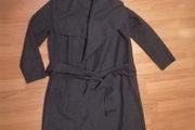 Elegant lightweight coat in grey colour
