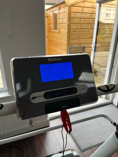 Reebok i run foldable treadmill