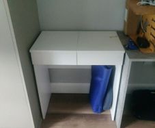Dressing table